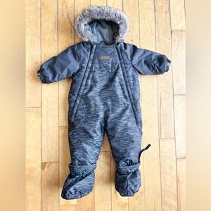 OshKosh B'gosh Gray Baby Winter Snowsuit Faux Fur 6-9 months